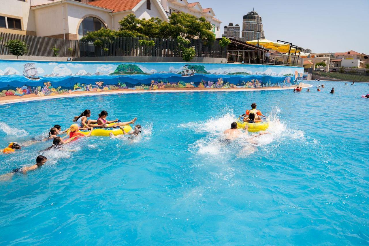 Apartment Florence Моря 600 Метров Aktau  Exteriör bild